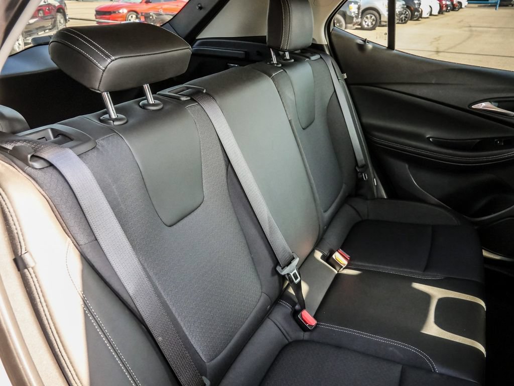 Used 2025 Buick Encore GX Preferred FWD image 19