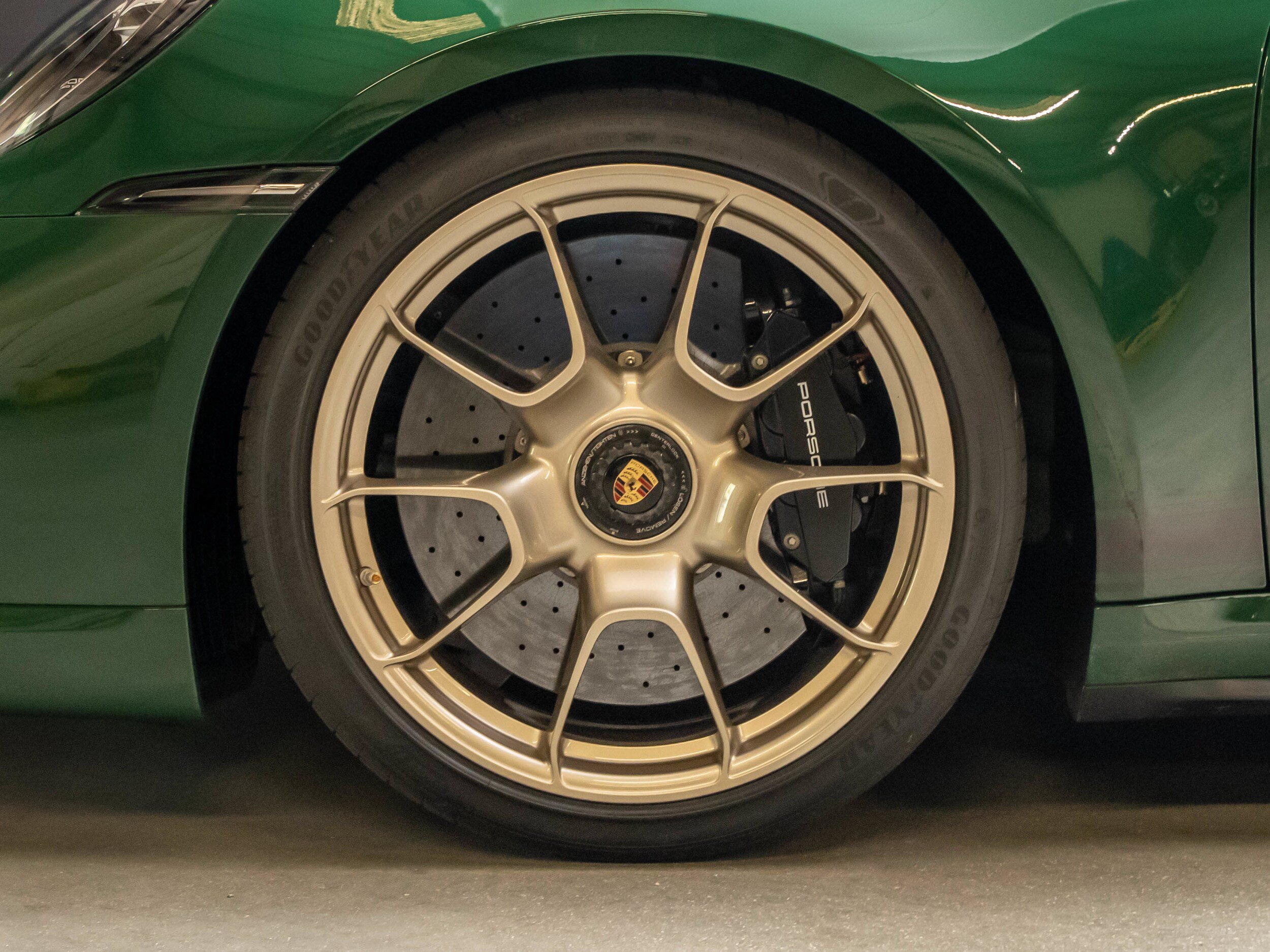 Certified 2021 Porsche 911 Turbo S AWD/4WD image 18