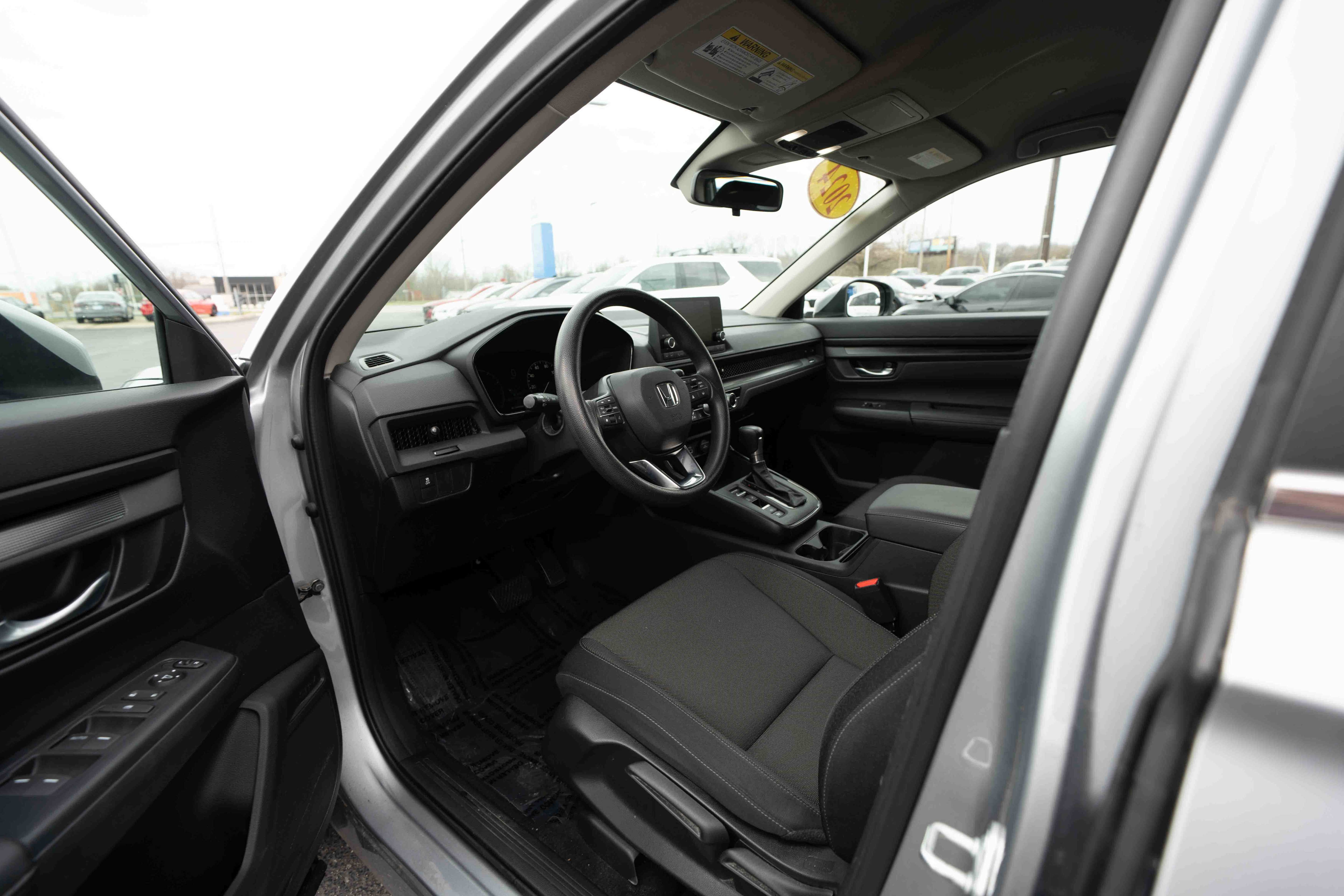 Used 2024 Honda CR-V LX image 8