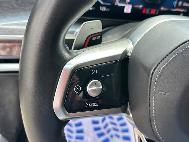 Certified 2023 BMW 760i xDrive AWD/4WD image 24