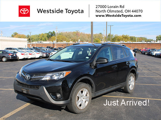 Used 2015 Toyota RAV4 LE AWD/4WD image 1