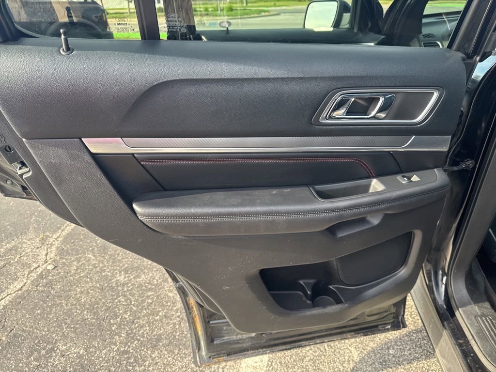 Used 2016 Ford Explorer Sport w/ Equipment Group 401A AWD/4WD image 30
