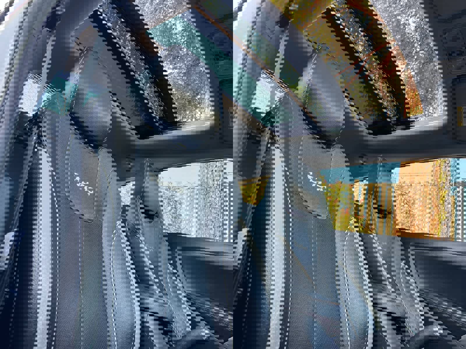 Used 2015 Hyundai Veloster Turbo w/ Option Group 04 image 17