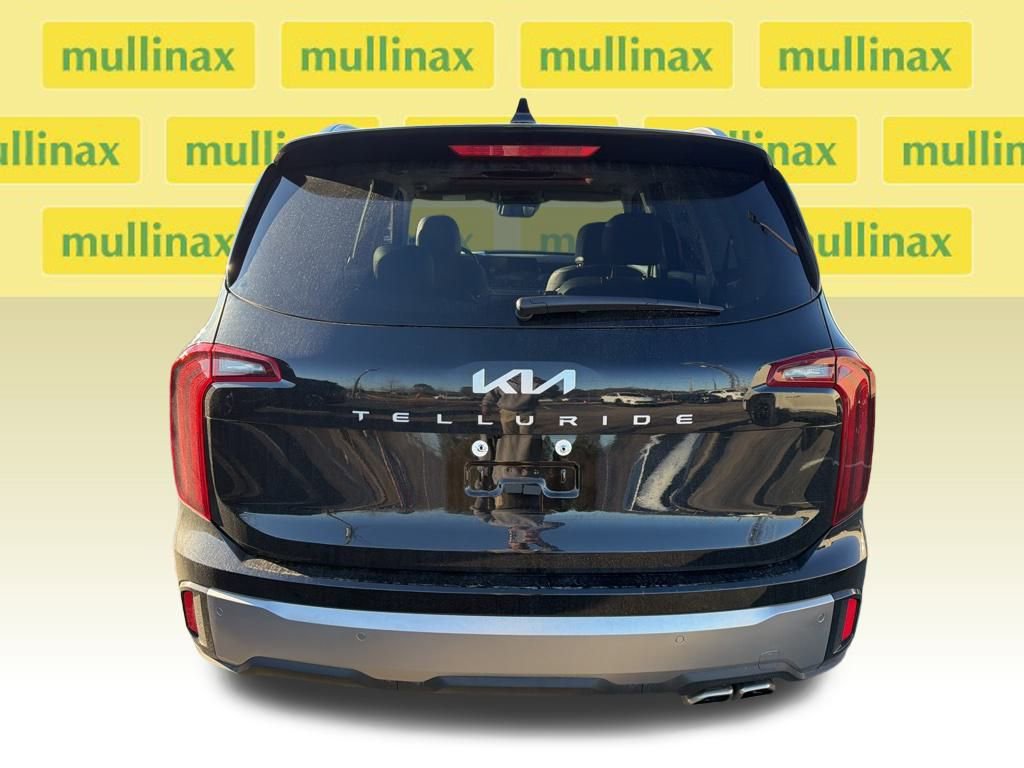 Used 2025 Kia Telluride S image 8