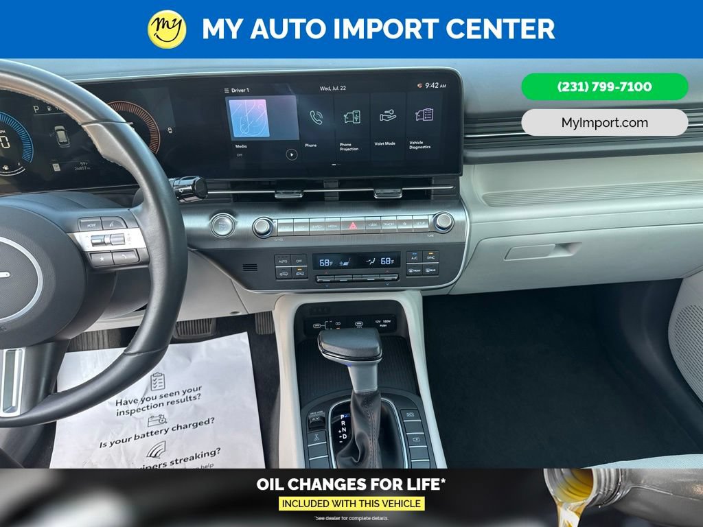 Used 2025 Hyundai Kona SEL AWD/4WD image 20