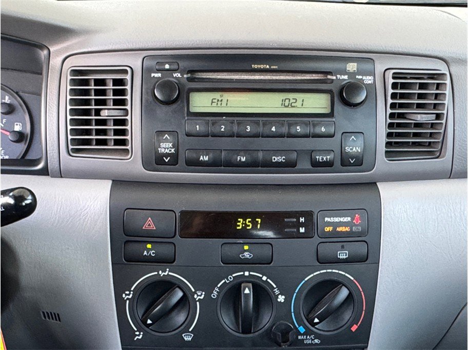 Used 2006 Toyota Corolla CE FWD image 10