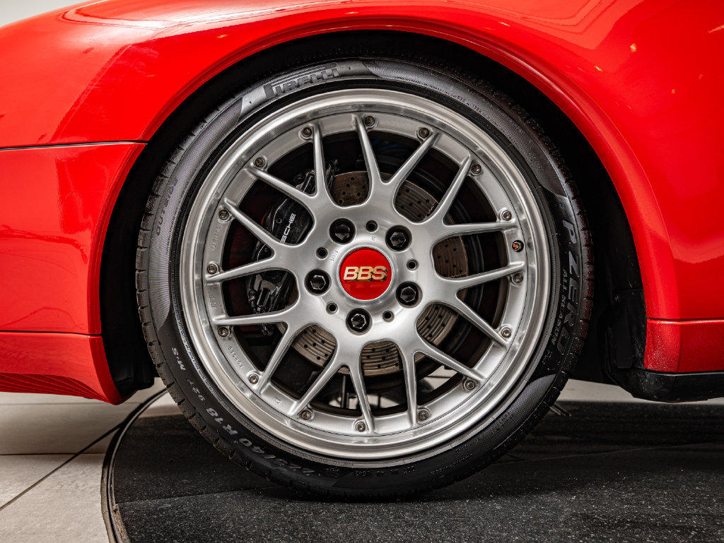 Used 1995 Porsche 911 Carrera RWD image 13