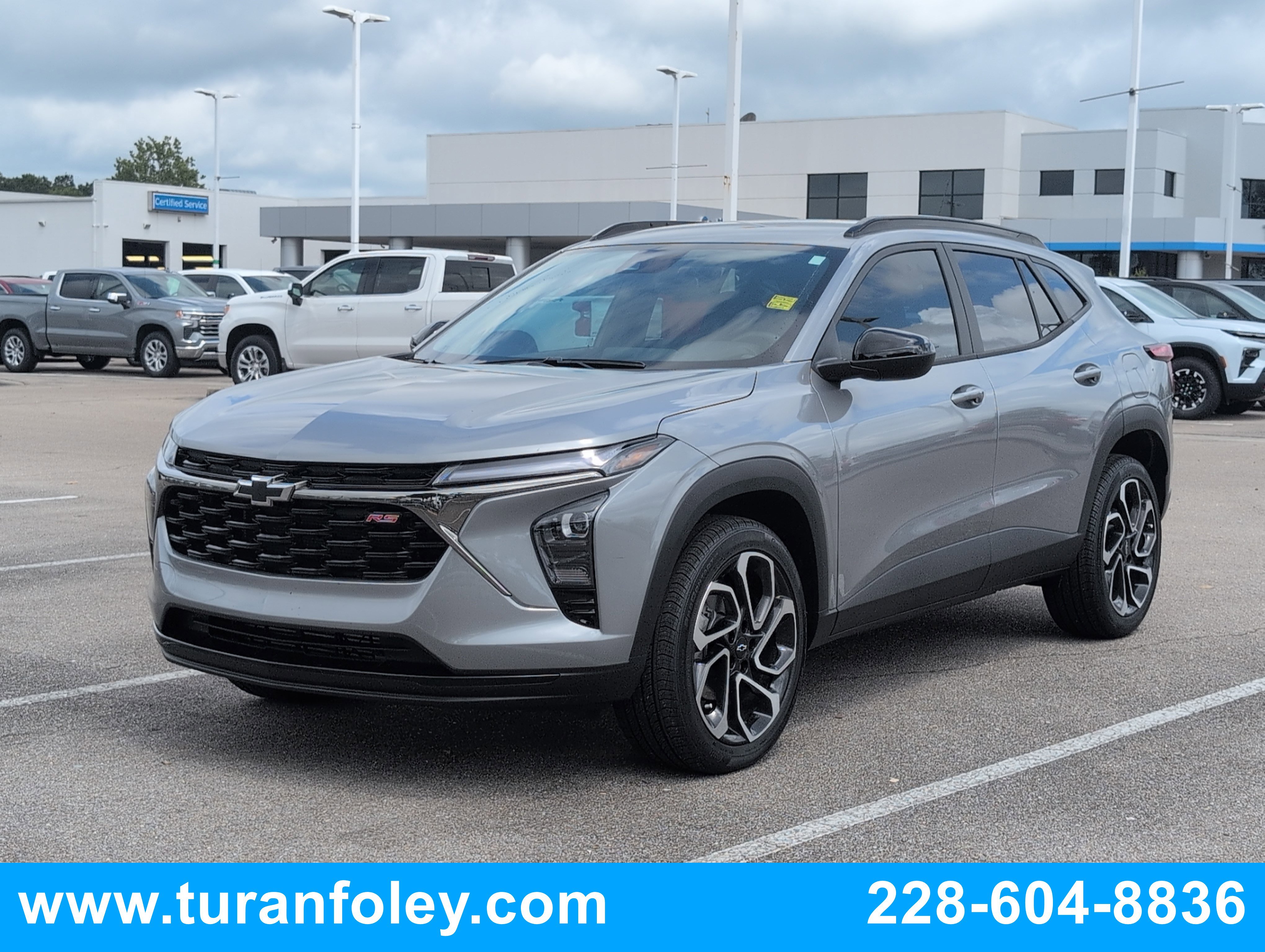Certified 2026 Chevrolet Trax RS FWD image 1