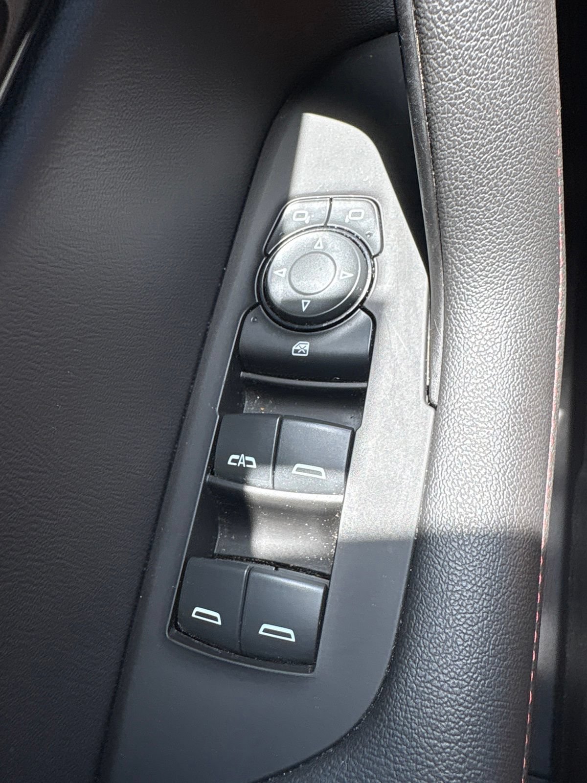Used 2024 Chevrolet Blazer RS w/ Driver Confidence II Package FWD image 16