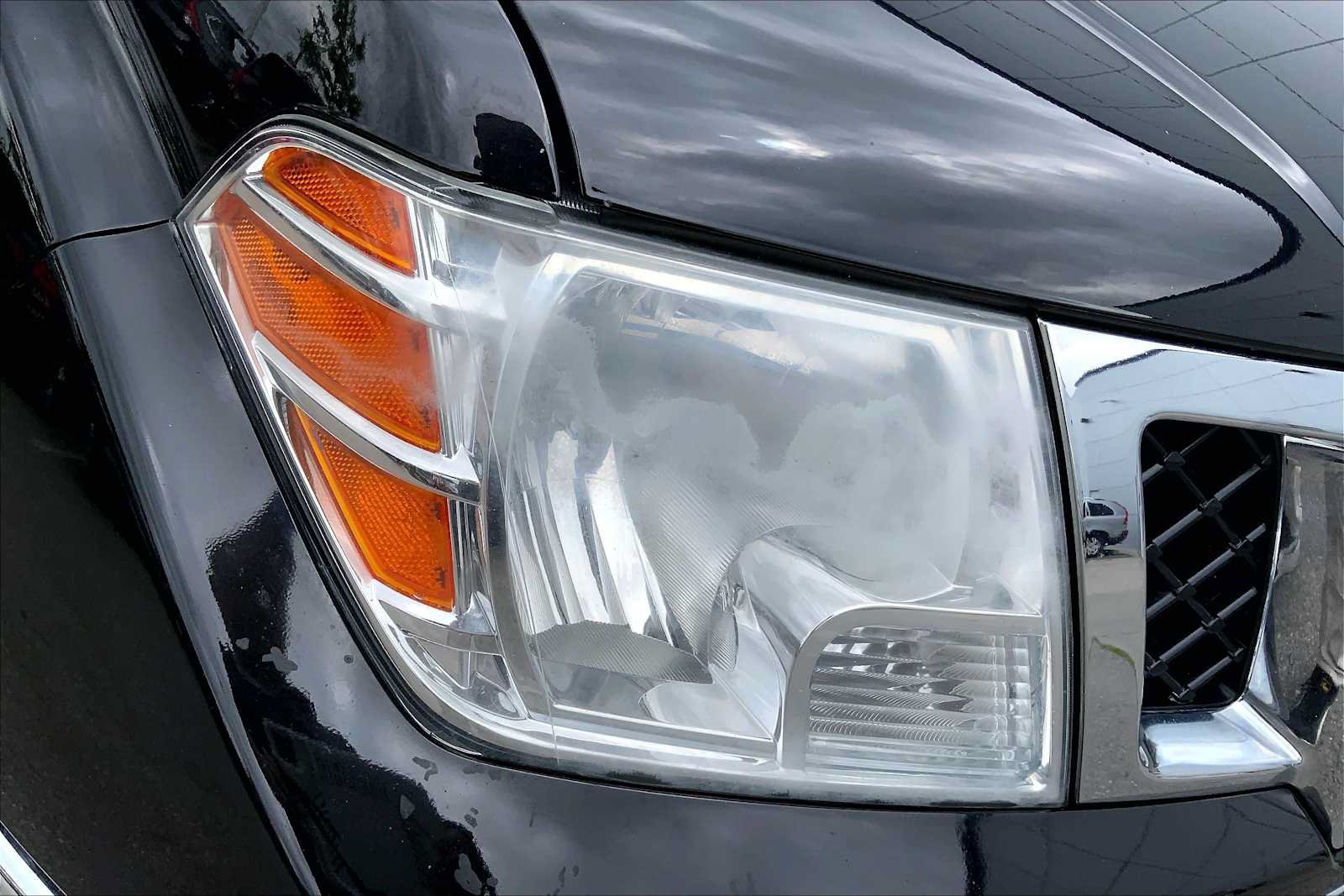 Used 2019 Nissan Frontier SL RWD image 27