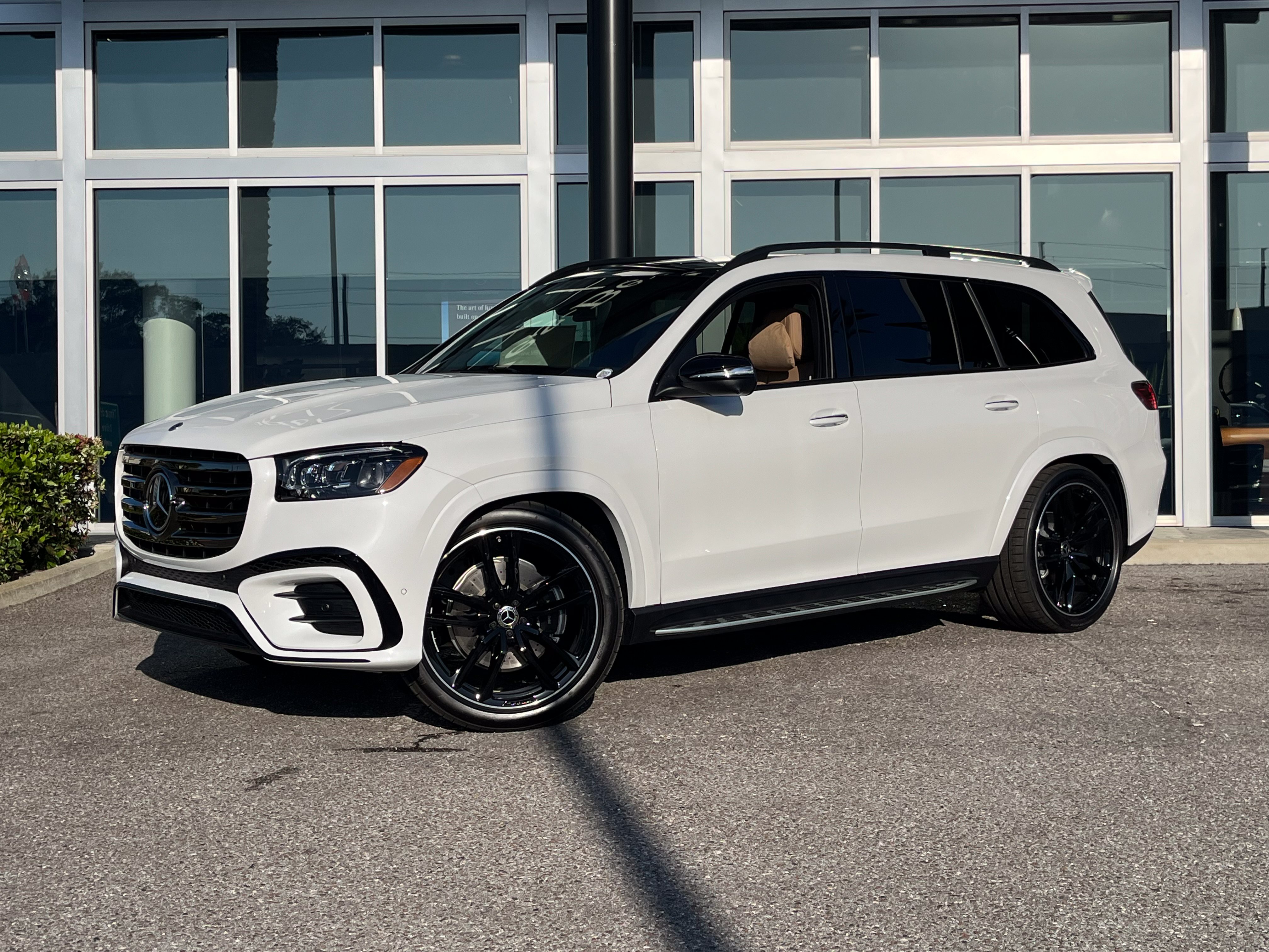 New 2026 Mercedes-Benz GLS 450 4MATIC image 2