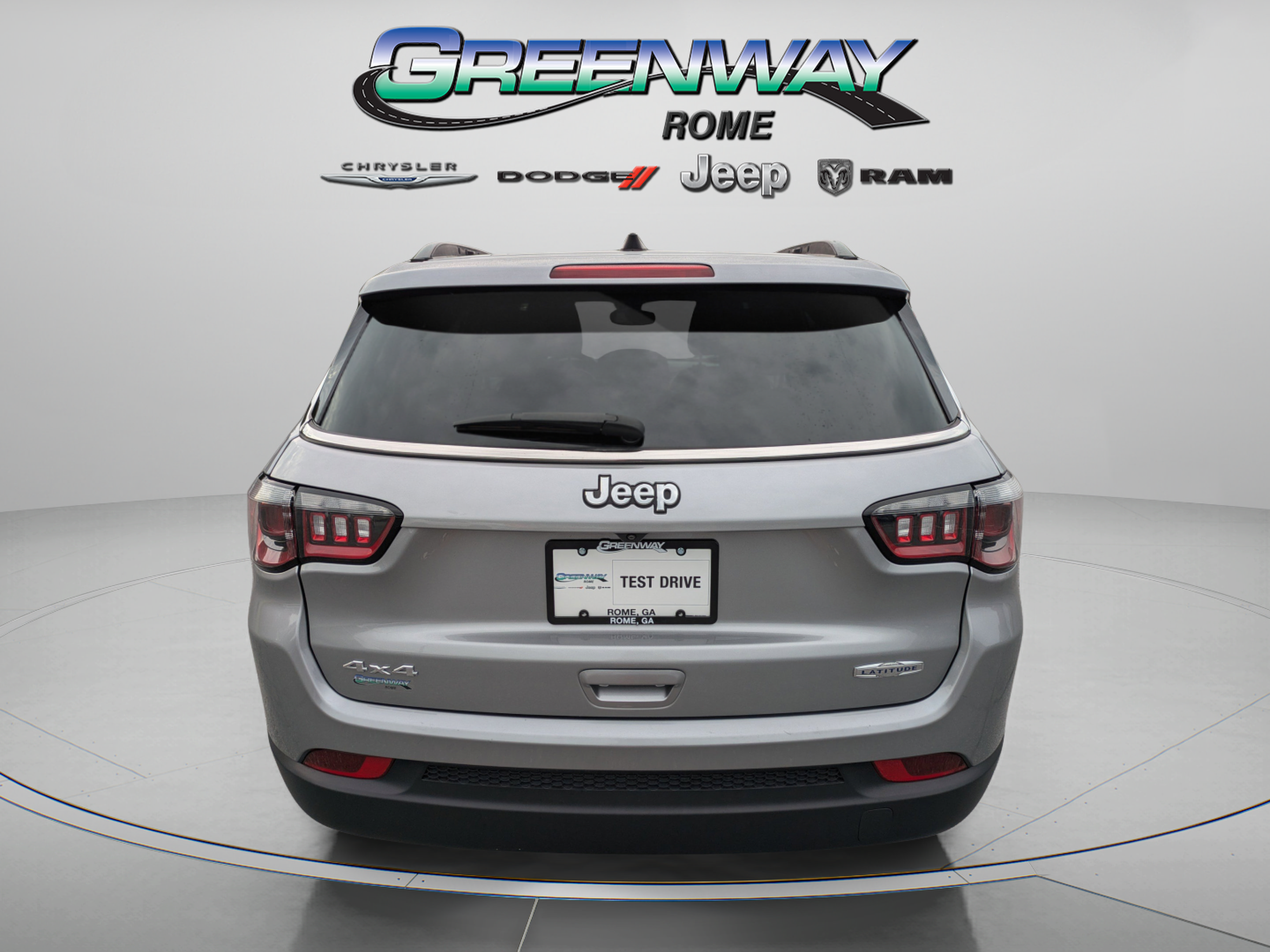 Used 2024 Jeep Compass Latitude AWD/4WD image 6