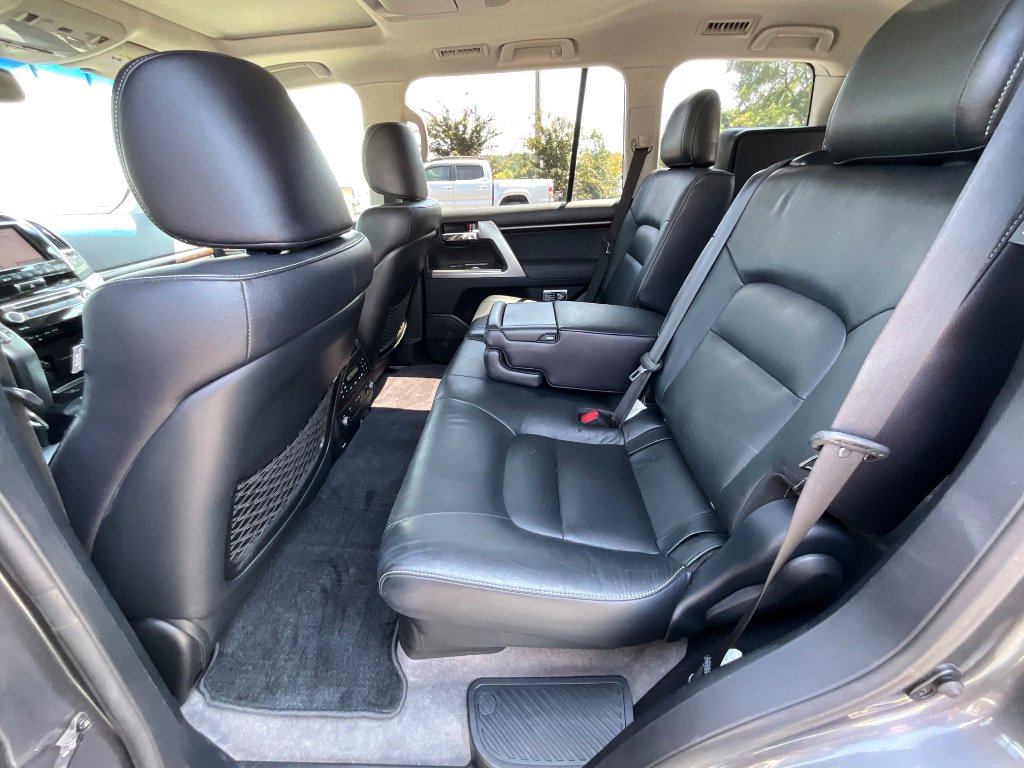 Used 2013 Toyota Land Cruiser image 22