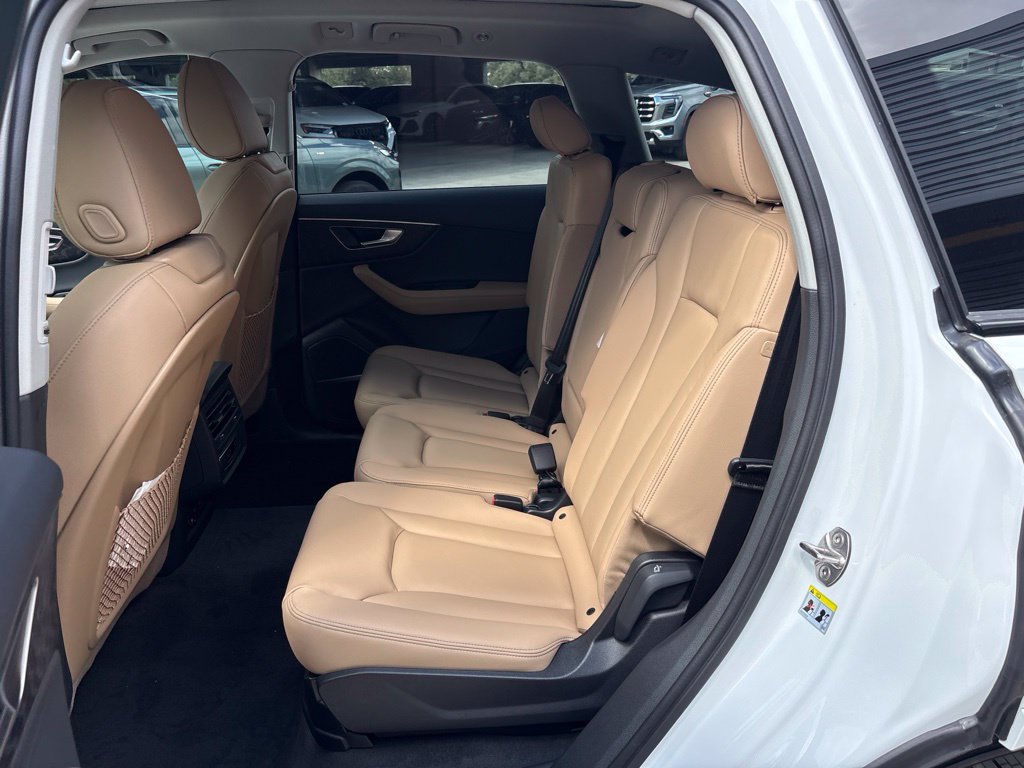 New 2026 Audi Q7 2.0T Premium Plus AWD/4WD image 14