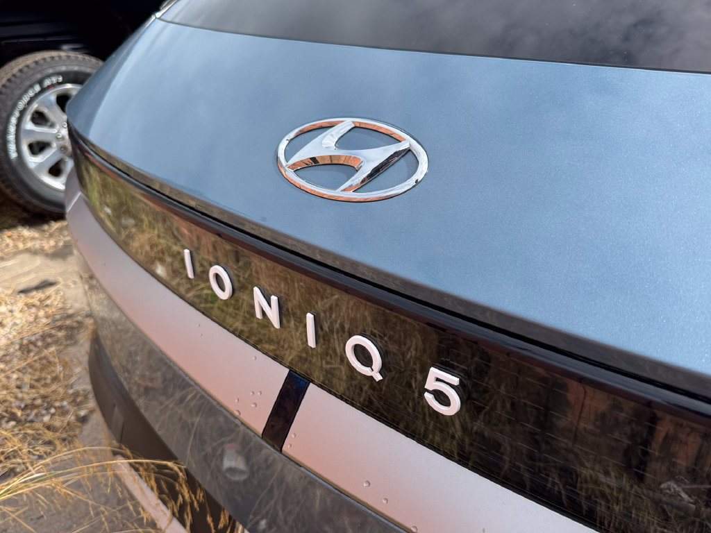 Used 2024 Hyundai Ioniq 5 SEL RWD image 6