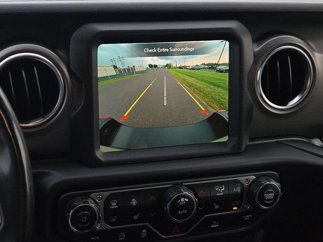 Used 2022 Jeep Gladiator Rubicon w/ Cold Weather Group AWD/4WD image 20