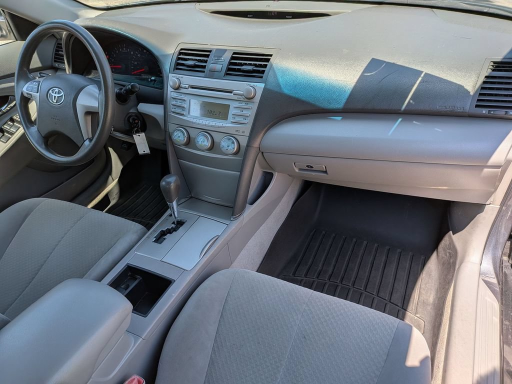 Used 2009 Toyota Camry FWD image 28