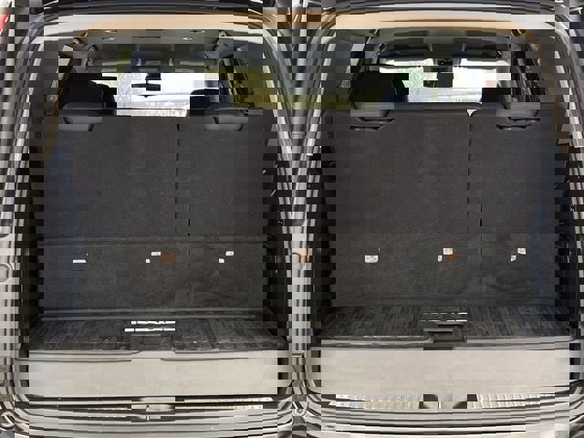 Used 2020 Cadillac Escalade 2WD image 30