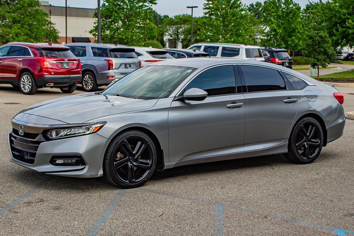 Used 2018 Honda Accord Sport image 4