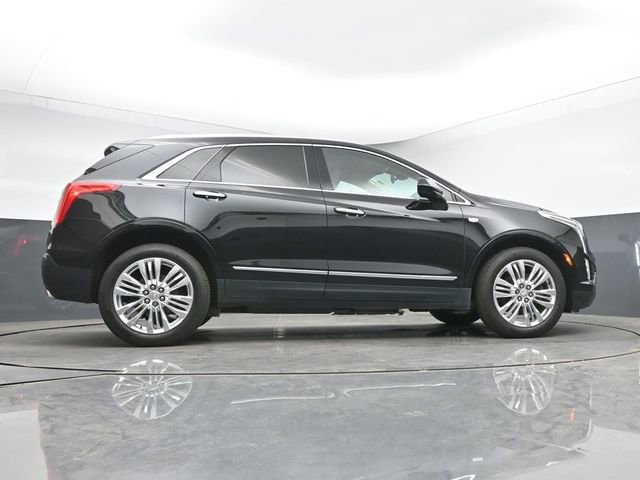 Used 2017 Cadillac XT5 Premium Luxury w/ Advanced Security Package AWD/4WD image 21