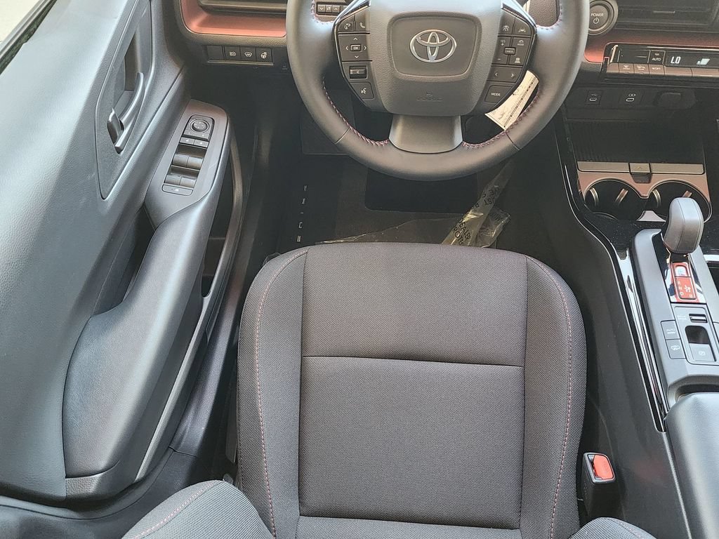 New 2026 Toyota Prius Plug-In Hybrid FWD image 7