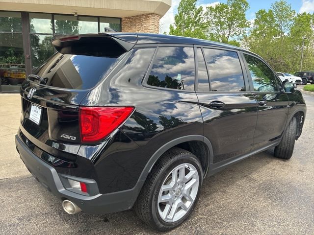 Used 2025 Honda Passport EX-L image 3