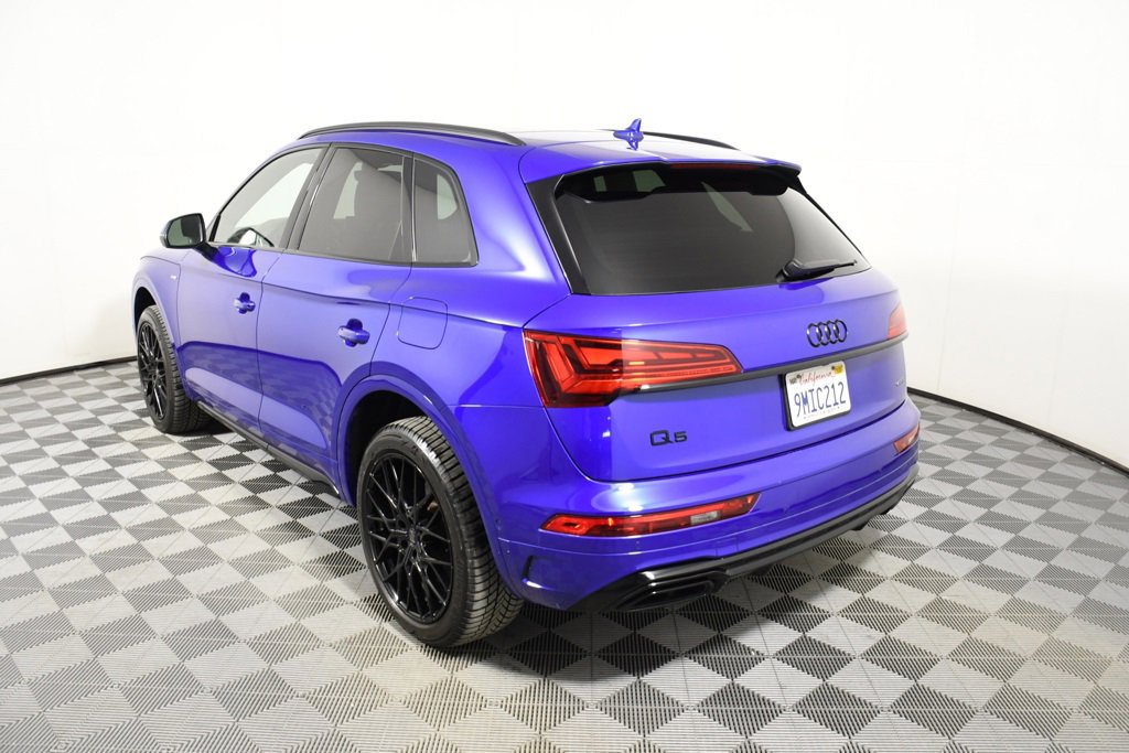 Used 2024 Audi Q5 e Prestige w/ Prestige Package image 4