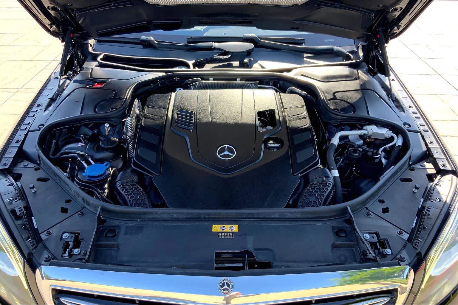 Used 2019 Mercedes-Benz S 560 4MATIC Sedan image 32