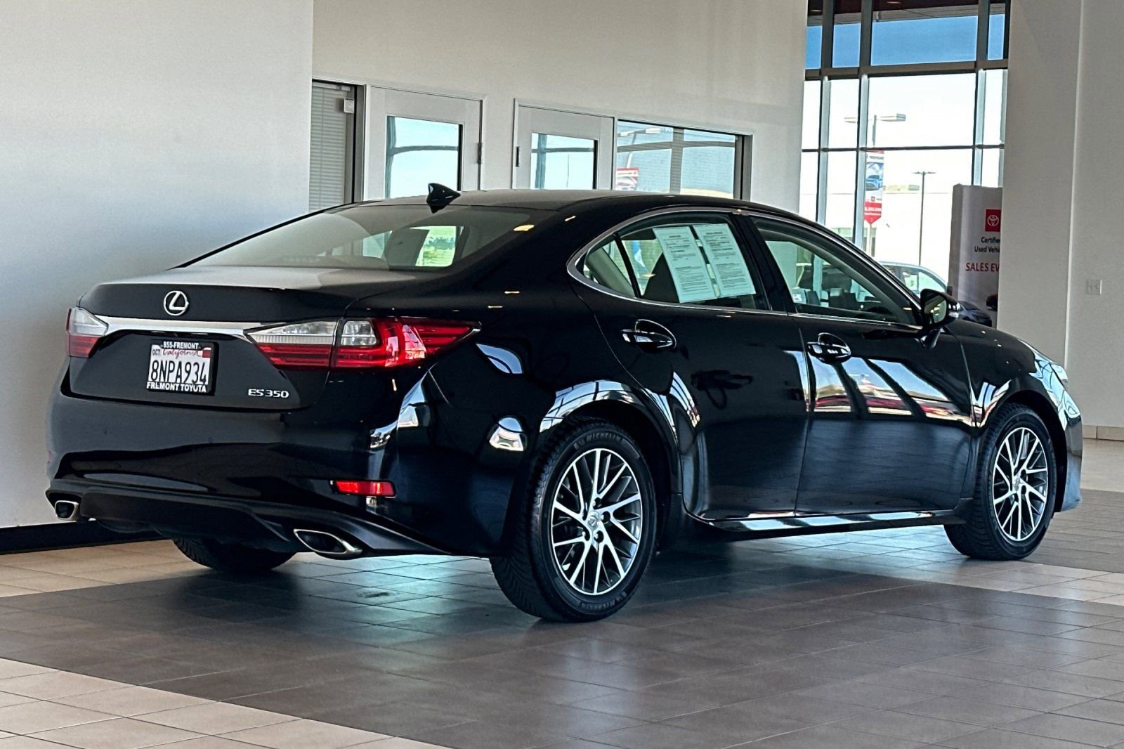 Used 2016 Lexus ES 350 image 4