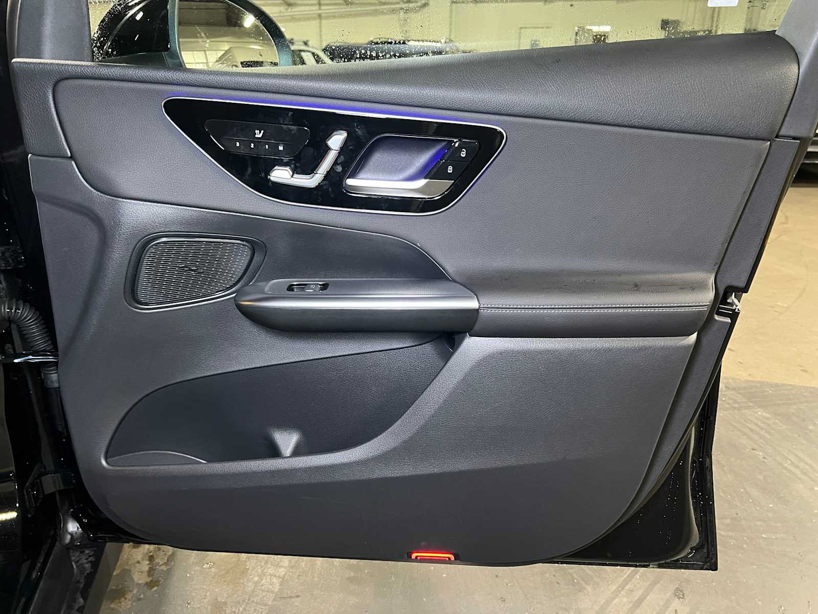 Used 2025 Mercedes-Benz GLC 300 image 45
