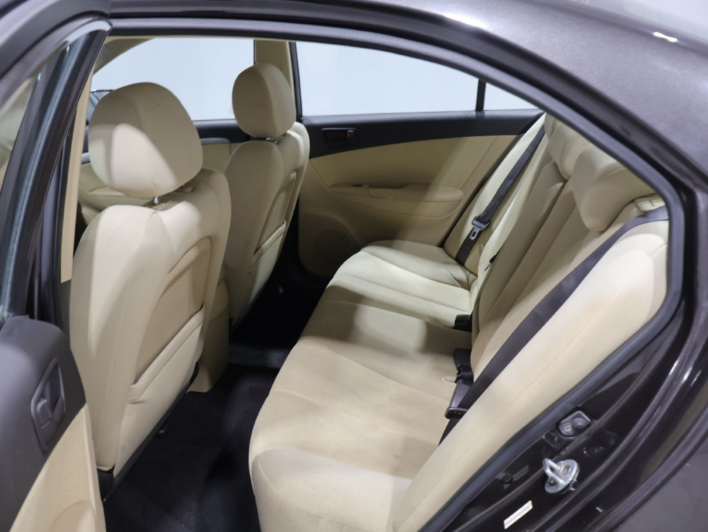Used 2009 Hyundai Sonata GLS FWD image 16