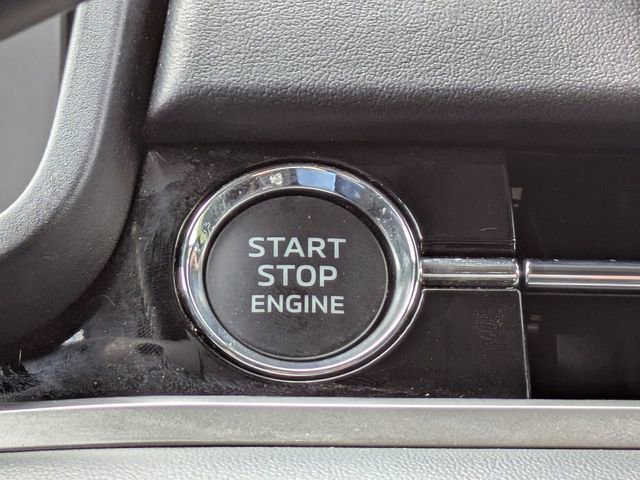 Used 2024 Mitsubishi Outlander SE image 34