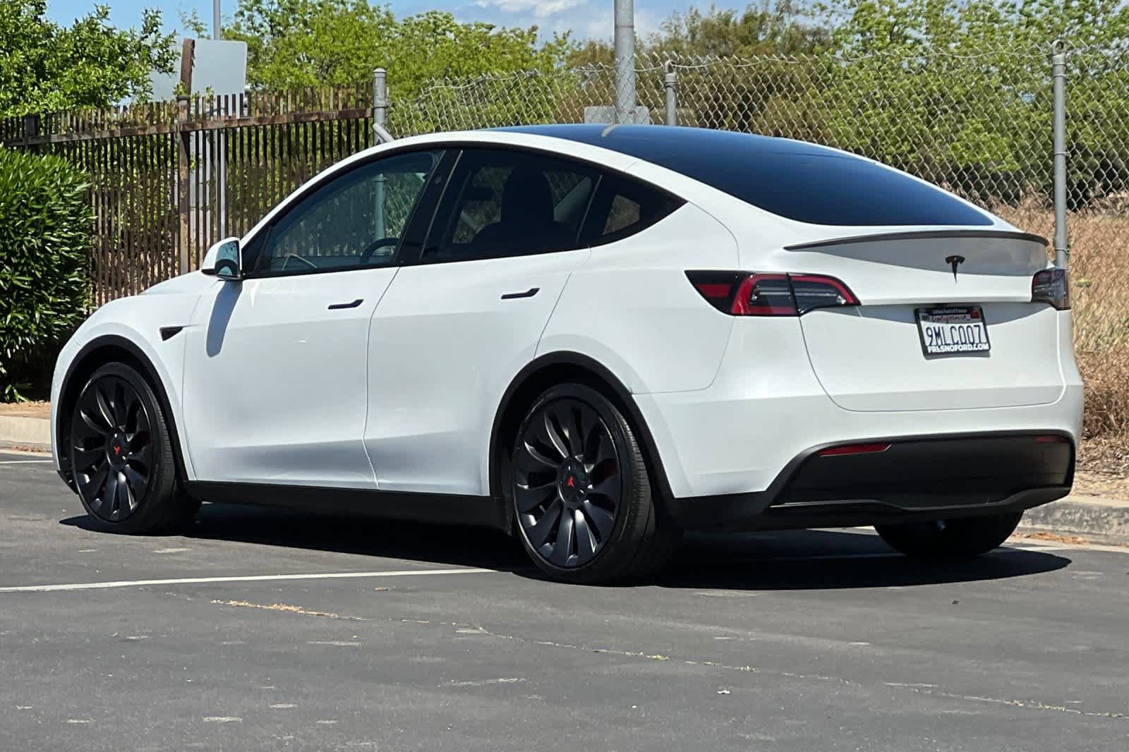 Used 2024 Tesla Model Y Performance image 6