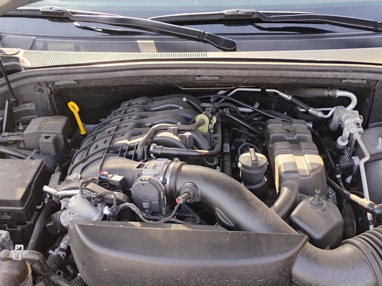 Used 2025 Dodge Durango GT AWD/4WD image 36