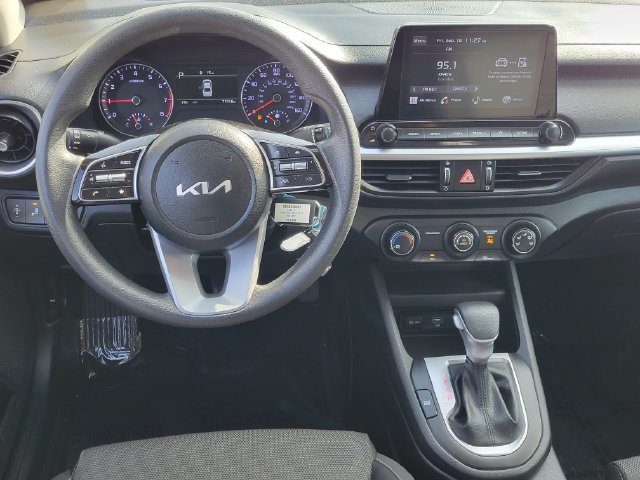 Used 2023 Kia Forte LXS w/ LXS Technology Package FWD image 6