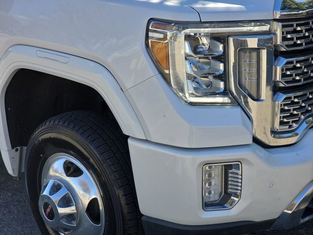 Used 2021 GMC Sierra 3500 Denali w/ Denali Ultimate Package image 23