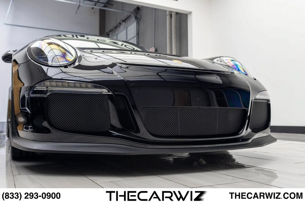 Used 2015 Porsche 911 GT3 RWD image 4