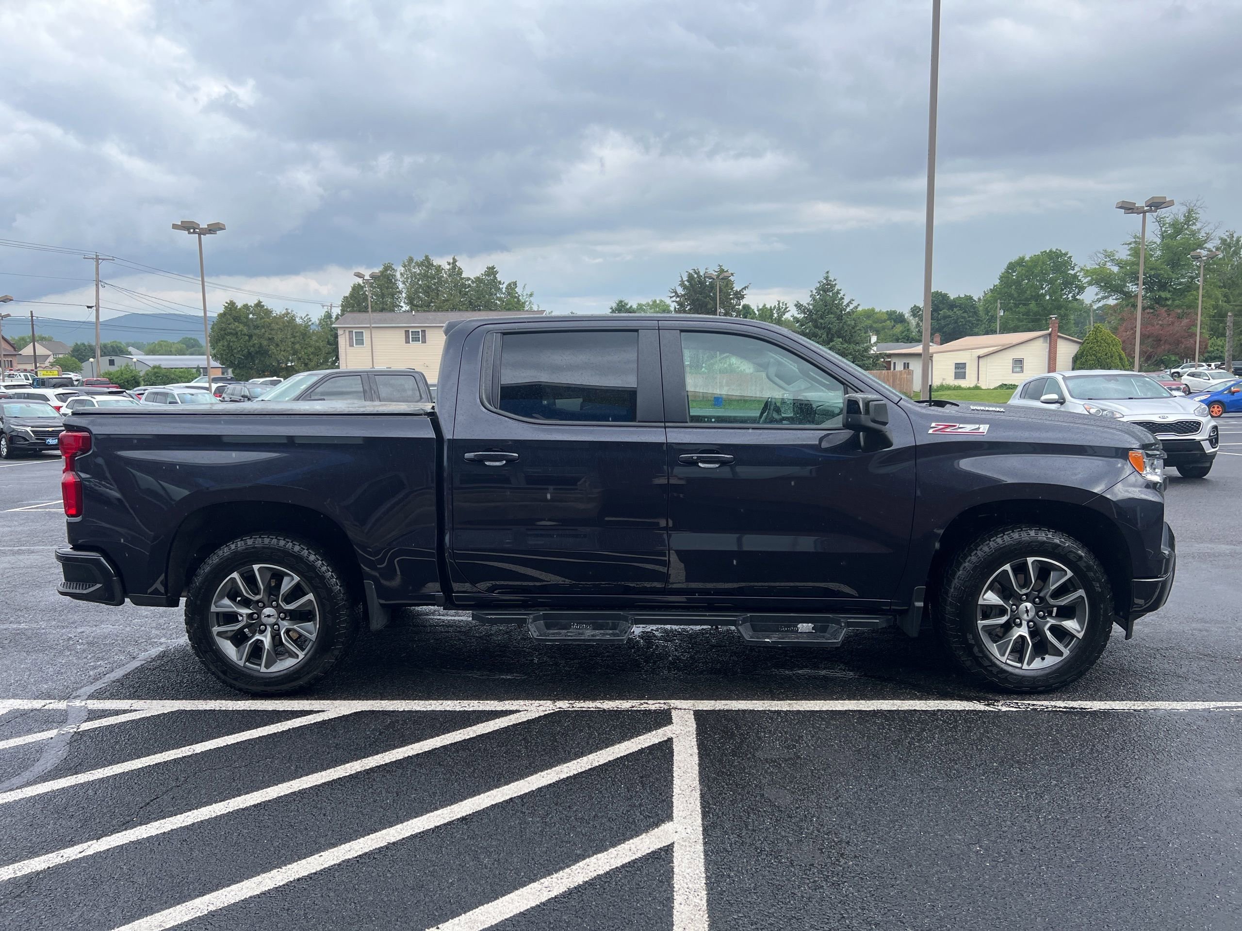 Used 2024 Chevrolet Silverado 1500 RST AWD/4WD image 3