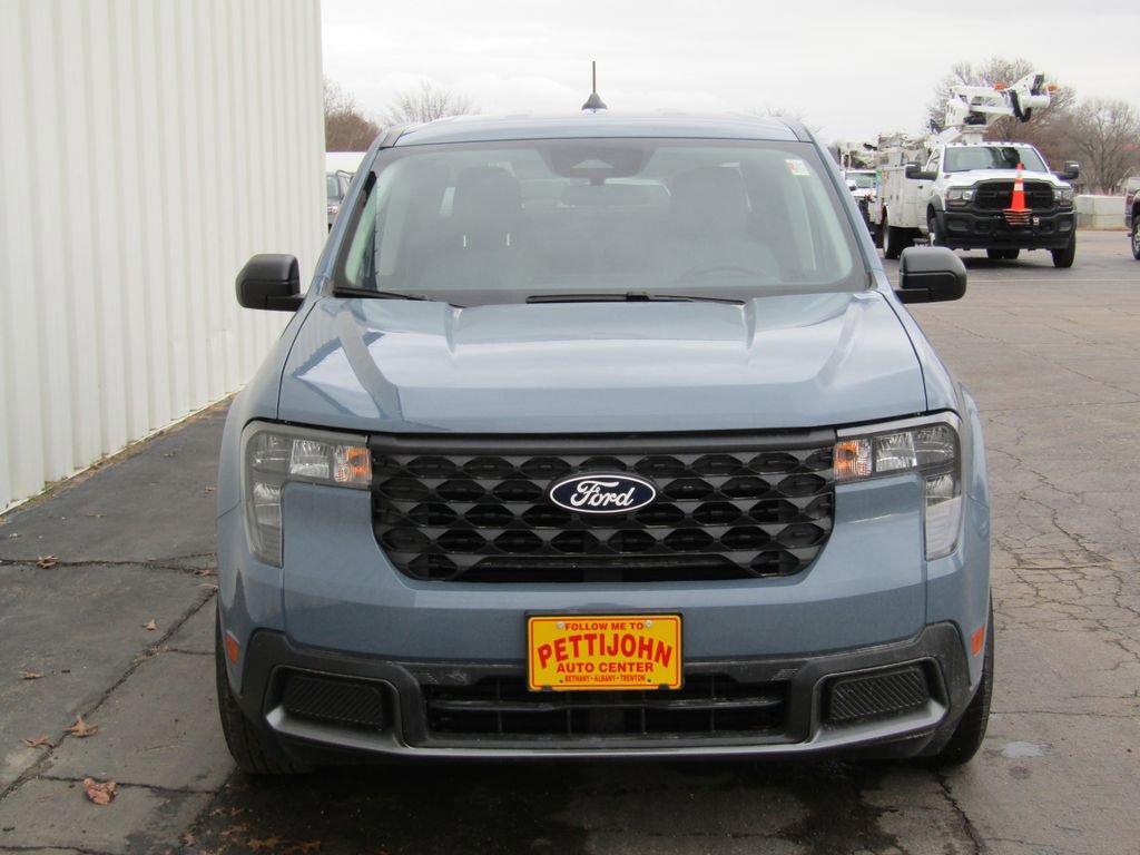 New 2025 Ford Maverick XLT FWD image 8