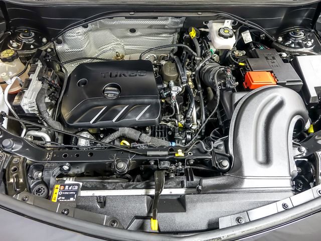 Certified 2024 Buick Encore GX Sport Touring w/ Comfort Package FWD image 31