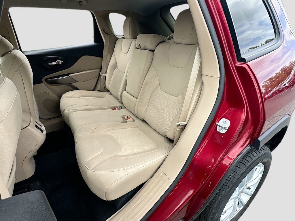 Used 2020 Jeep Cherokee Latitude image 20