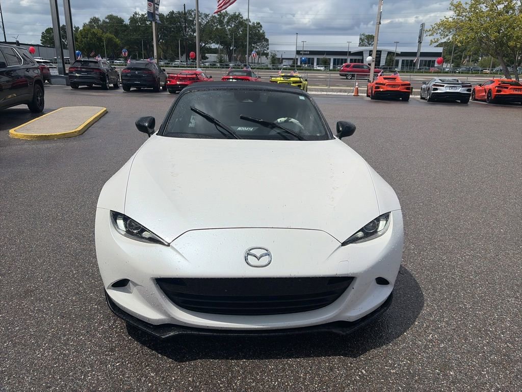 Used 2025 MAZDA MX-5 Miata Club RWD image 3