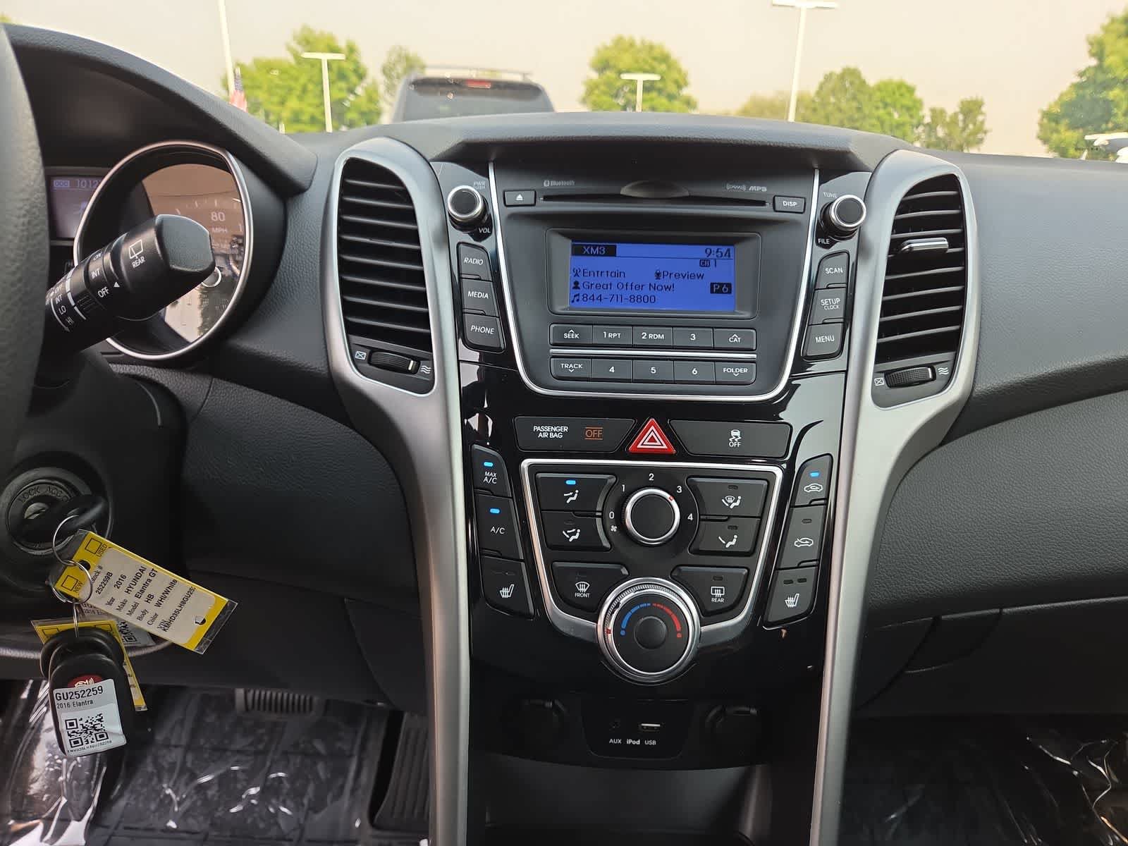 Used 2016 Hyundai Elantra GT FWD image 24