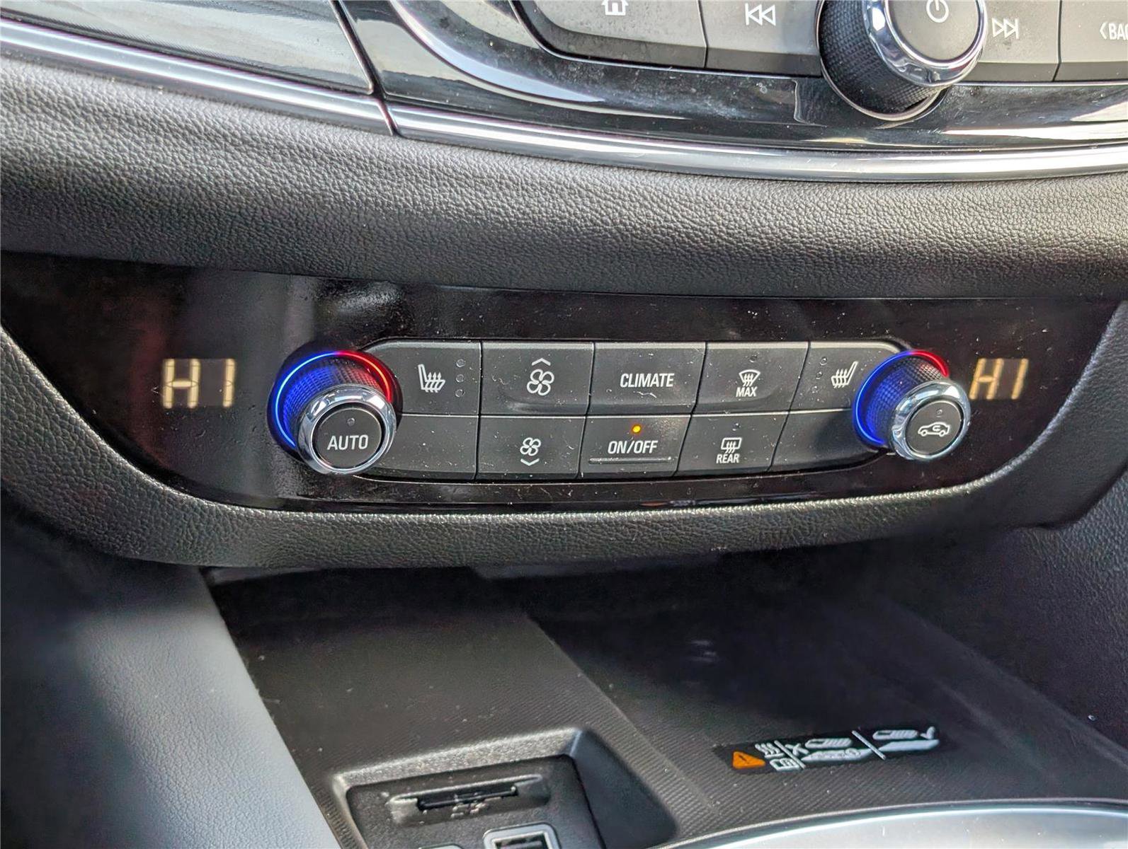 Used 2023 Buick Enclave Essence w/ Experience Buick Package image 28