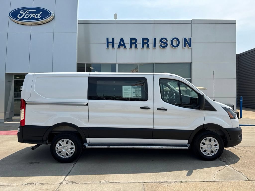 Used 2025 Ford Transit 250 Low Roof w/ Exterior Upgrade Package RWD image 4