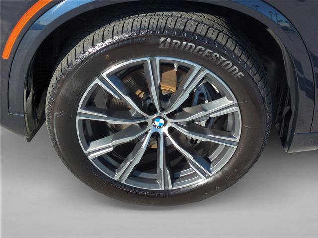 Certified 2026 BMW X5 xDrive40i w/ M Sport Package AWD/4WD image 26