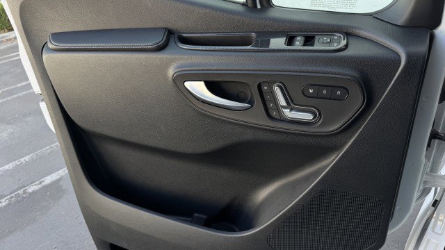 Used 2021 Mercedes-Benz Sprinter 3500 image 23