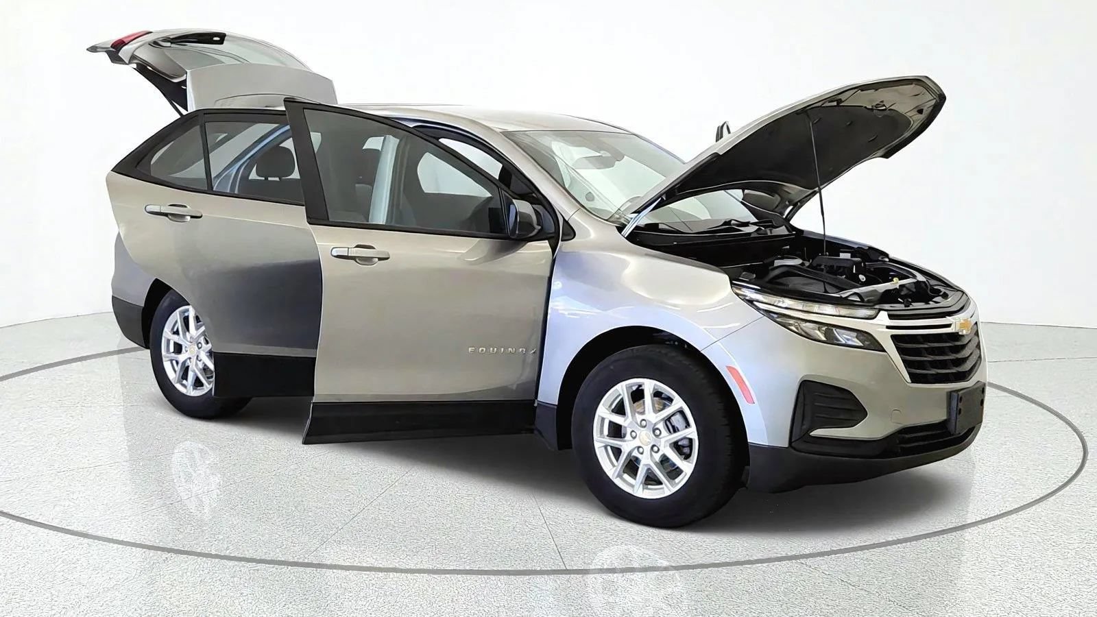 Used 2023 Chevrolet Equinox LS FWD image 11