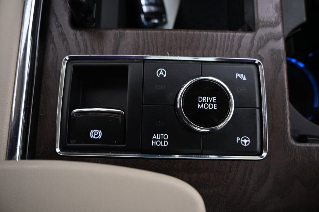 Used 2021 Lincoln Navigator Reserve AWD/4WD image 35