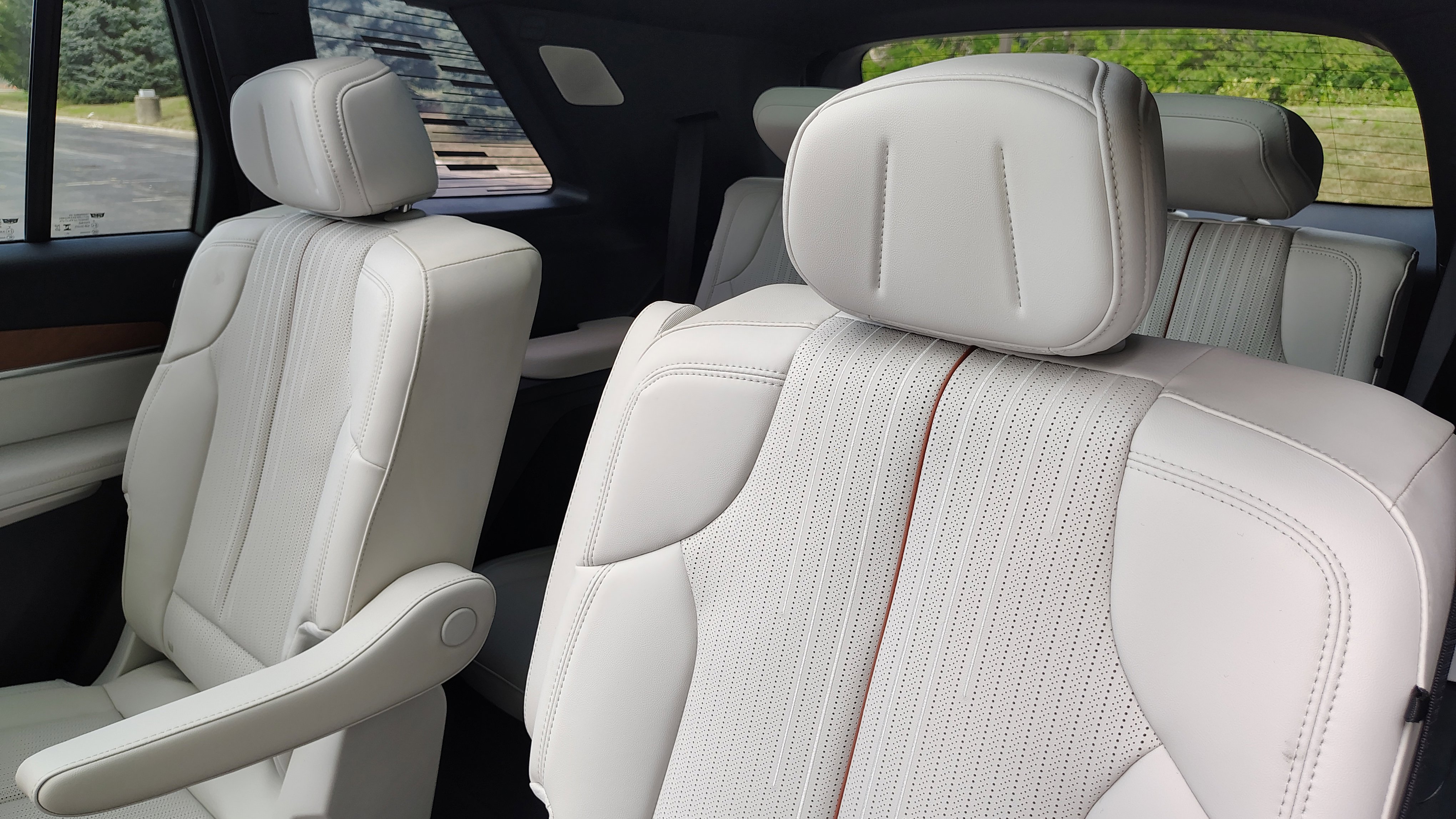 New 2026 Cadillac Vistiq Sport image 26
